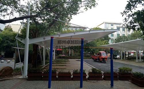 南陽臥龍區(qū)地稅局住宅膜結(jié)構車棚